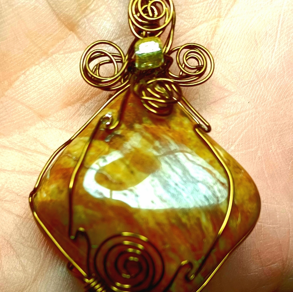 Jewelry - Picture 3 of 10